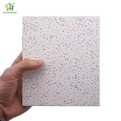 Хорошая цена. Звукоуглушающие минеральные волокна подвешенные потолочные плитки огнеупорные онлайн